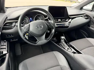 Toyota C-HR 1.8 VVTi HSD Trend