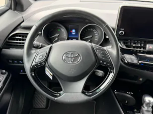 Toyota C-HR 1.8 VVTi HSD Trend