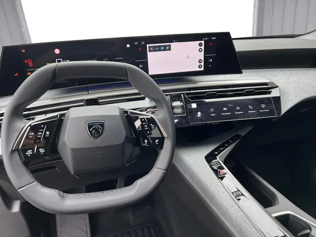 Peugeot 3008 e-Allure Premium AWD
