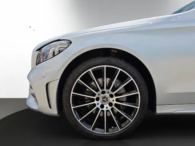 Mercedes-Benz C 200 AMG Line 4Matic 9G-Tronic