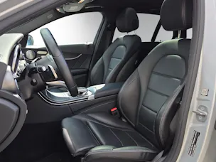 Mercedes-Benz C 200 AMG Line 4Matic 9G-Tronic