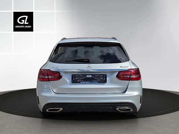 Mercedes-Benz C 200 AMG Line 4Matic 9G-Tronic