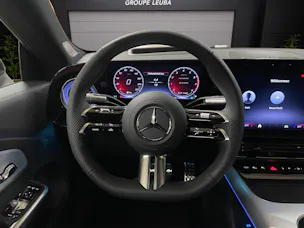 Mercedes-Benz CLA 220 4Matic 8G-DCT