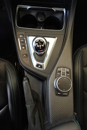 BMW M2 Competition Drivelogic