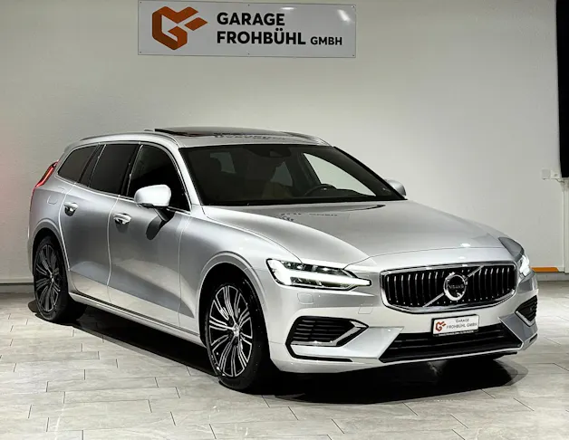 Volvo VOLVO V60 T8 eAWD Twin Engine R-Design Geartronic l CH l 1.Hand l
