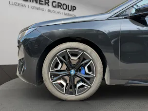 BMW iX xDrive40
