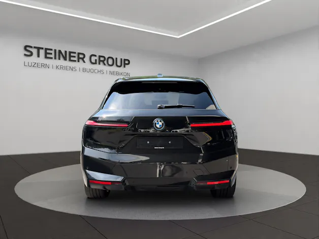 BMW iX xDrive40