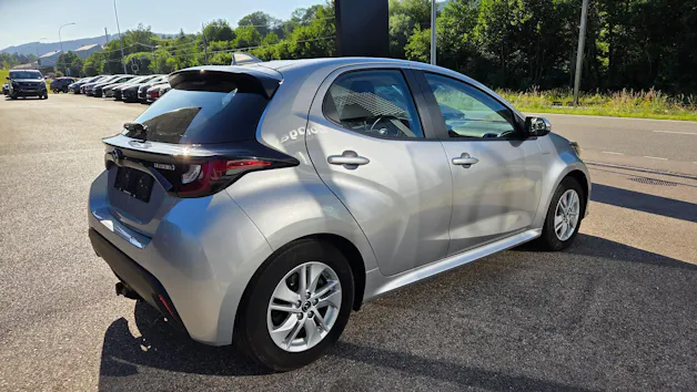 Mazda 2 Hybrid Agile
