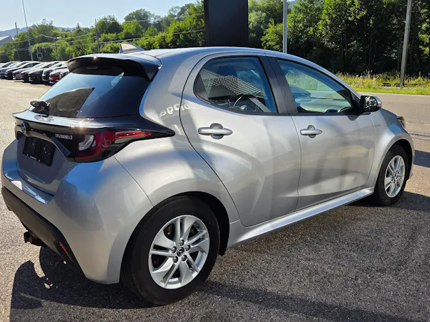 Mazda 2 Hybrid Agile
