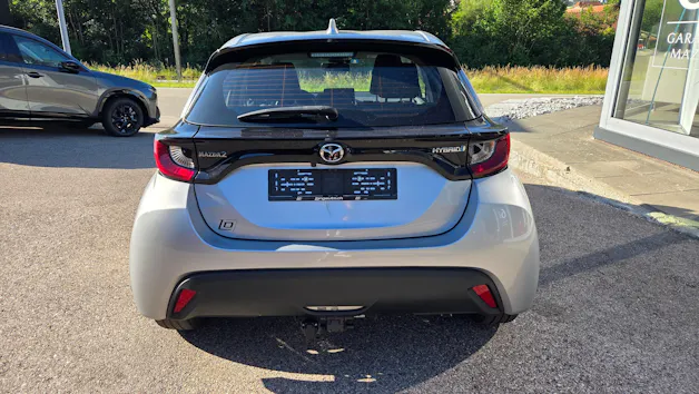 Mazda 2 Hybrid Agile