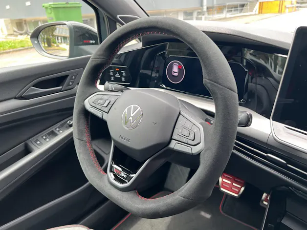 VW Golf 2.0 TSI GTI Edition 50 DSG