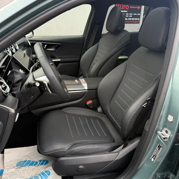 Mercedes-Benz GLC 300 AMG LINE 4Matic 9G-Tronic *CH-FAHRZEUG - 4 JAHRE GARANTIE - PANORAMA-DACH*