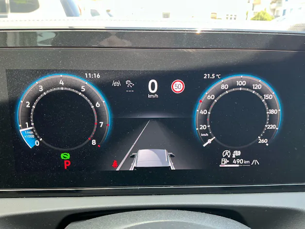 VW Tiguan 2.0 TSI 265 PS 4Motion R-Line *** PANORAMADACH & ANHÄNGERKUPPLUNG ***
