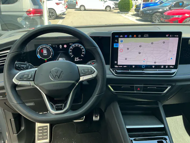 VW Tiguan 2.0 TSI 265 PS 4Motion R-Line *** PANORAMADACH & ANHÄNGERKUPPLUNG ***