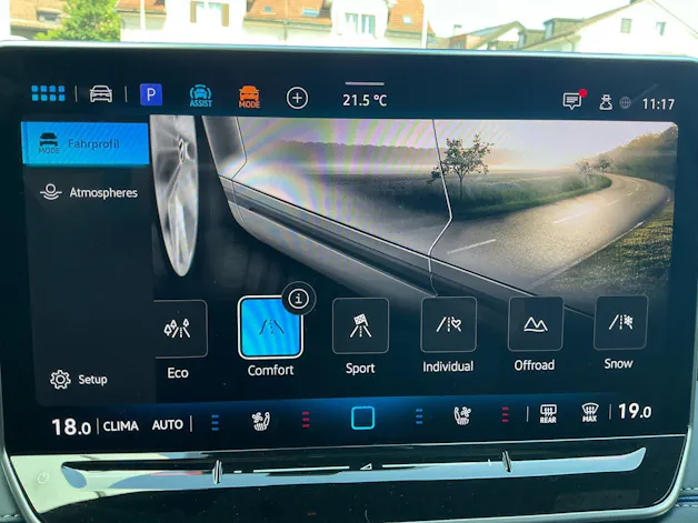 VW Tiguan 2.0 TSI 265 PS 4Motion R-Line *** PANORAMADACH & ANHÄNGERKUPPLUNG ***