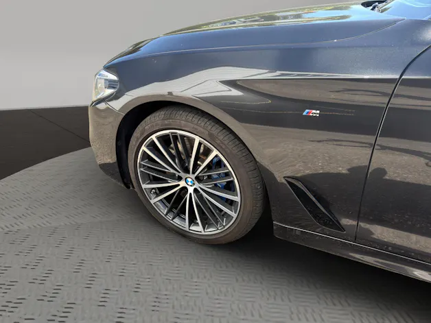 BMW 540i xDrive Touring Steptronic