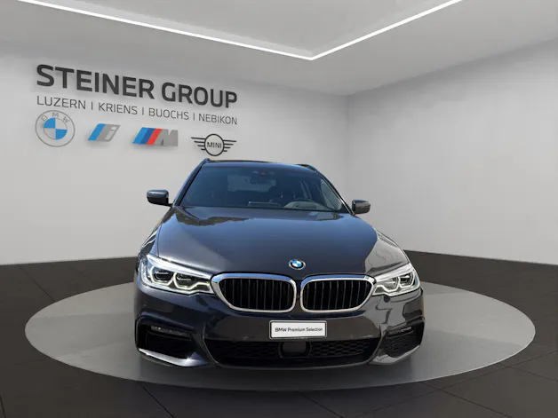 BMW 540i xDrive Touring Steptronic