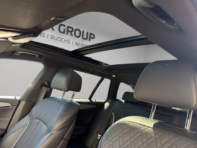 BMW 540i xDrive Touring Steptronic