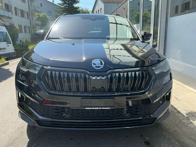 Škoda Karoq Sportline 4x4 *** PANORAMADACH & ANHÄNGERKUPPLUNG ***