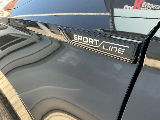 Škoda Karoq Sportline 4x4 *** PANORAMADACH & ANHÄNGERKUPPLUNG ***