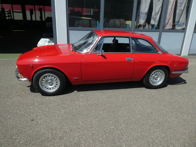 Alfa Romeo GTV 2000 Bertone Veteran