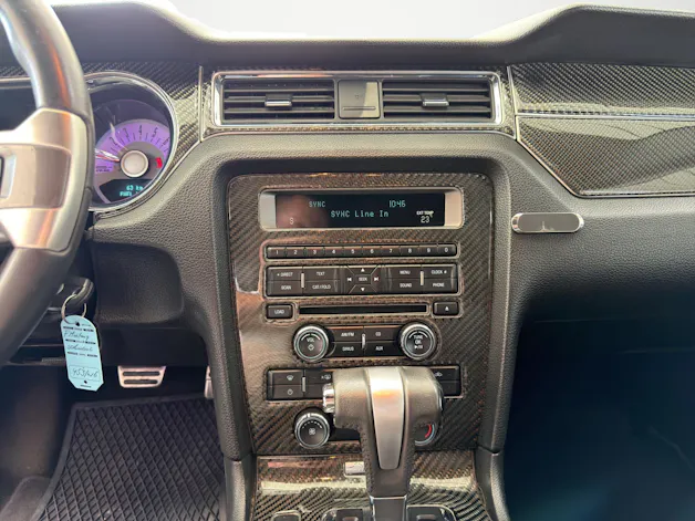Ford V6 Premium