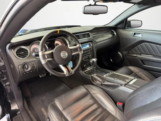 Ford V6 Premium