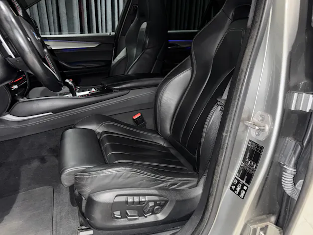 BMW X6M Steptronic