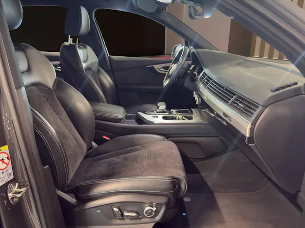 Audi Q7 50 TDI quattro tiptronic