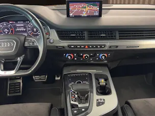 Audi Q7 50 TDI quattro tiptronic