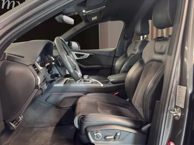 Audi Q7 50 TDI quattro tiptronic