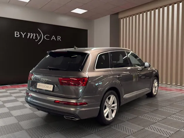 Audi Q7 50 TDI quattro tiptronic