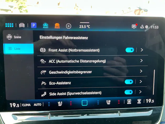 VW Tiguan 2.0 TSI 265 PS 4Motion R-Line *** PANORAMADACH & KLIMATISIERTE LEDERSITZE ***