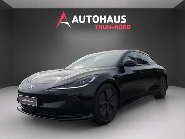 MG IM5 75 kWh Standard