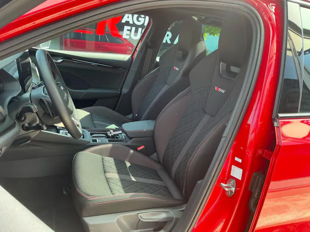 Škoda Octavia Combi 2.0 TSI RS *** 265 PS *** NEUSTES MODELL ***