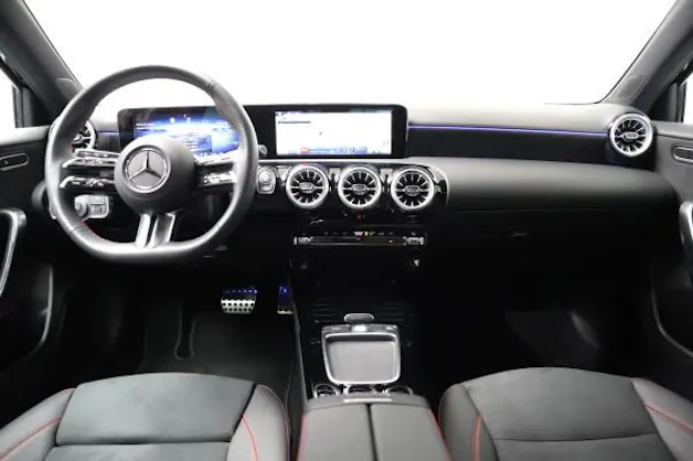 MERCEDES-BENZ A 250 4Matic 8G-DCT