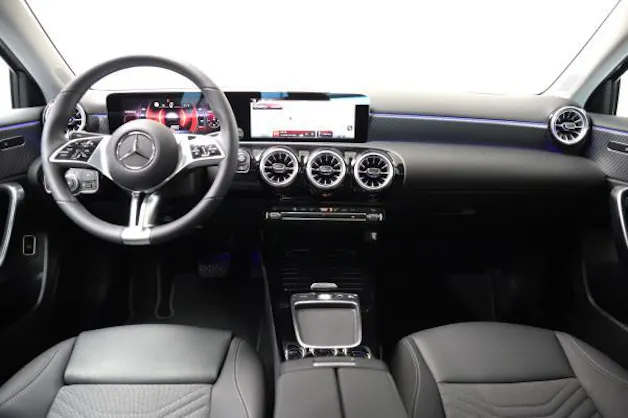 MERCEDES-BENZ A 220 4Matic 8G-DCT