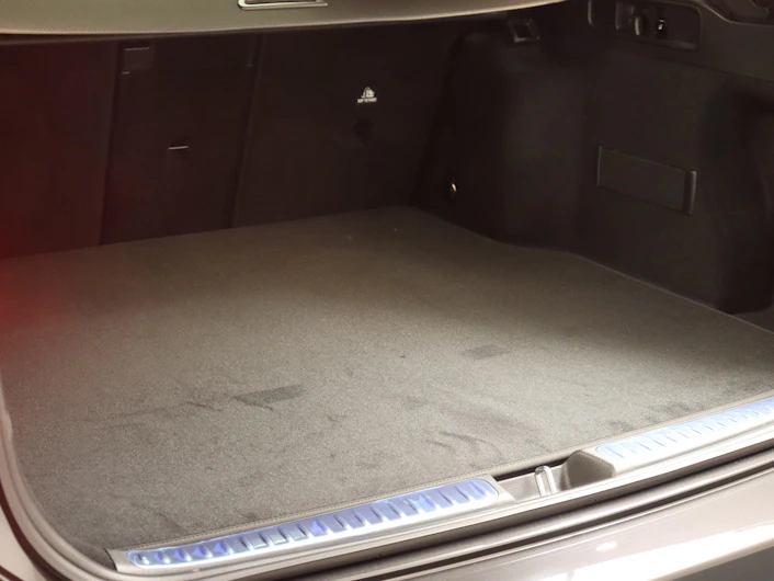 Fahrzeugbild MERCEDES-BENZ C 220