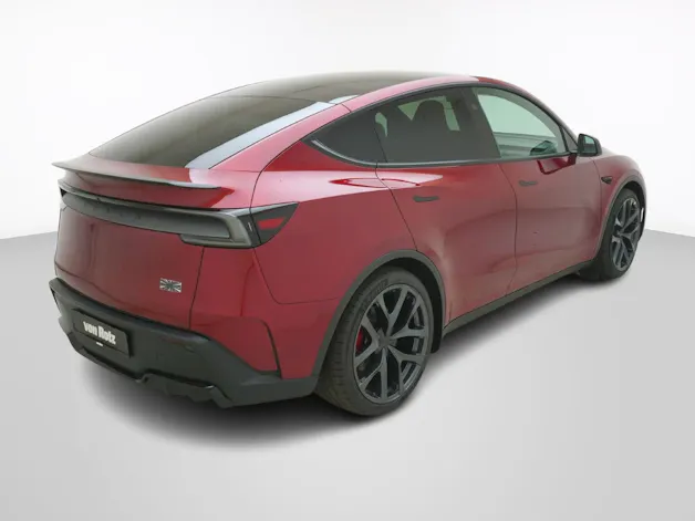 Tesla Model Y Performance AWD
