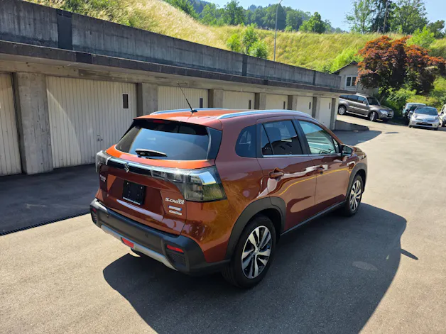 Suzuki S-Cross 1.4 T Compact Top Hybrid 4x4