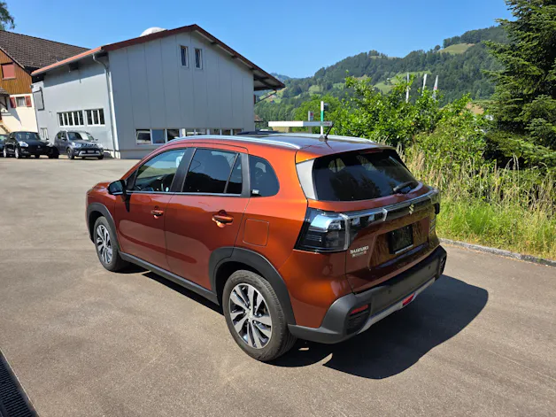 Suzuki S-Cross 1.4 T Compact Top Hybrid 4x4