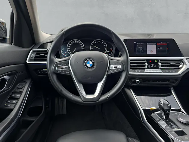 BMW 320i Sport Line G20