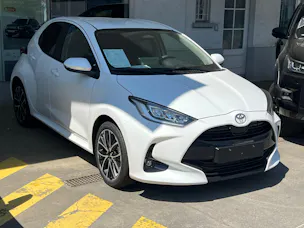 Toyota Yaris 1.5 VVT-i HSD Trend