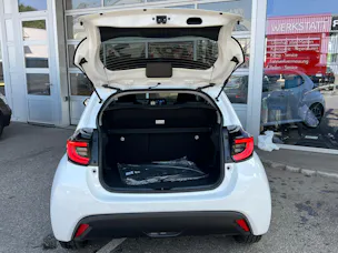 Toyota Yaris 1.5 VVT-i HSD Trend