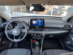 Toyota Yaris 1.5 VVT-i HSD Trend