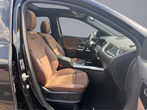 Mercedes-Benz GLA 250 AMG Line 4matic