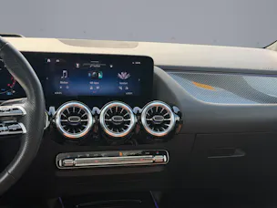 Mercedes-Benz GLA 250 AMG Line 4matic