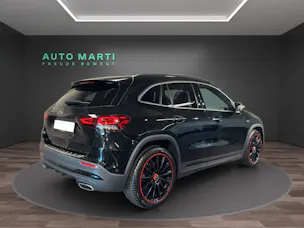 MERCEDES-BENZ GLA 250 Style 4matic