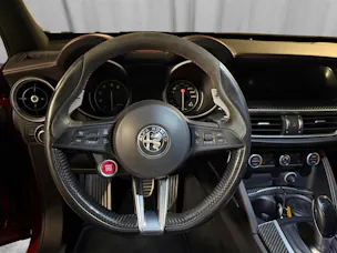 Alfa Romeo Stelvio 2.9 V6 Biturbo Q4 Quadrifoglio