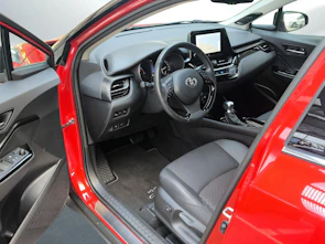 image du véhicule TOYOTA C-HR 1.8 VVTi HSD Trend